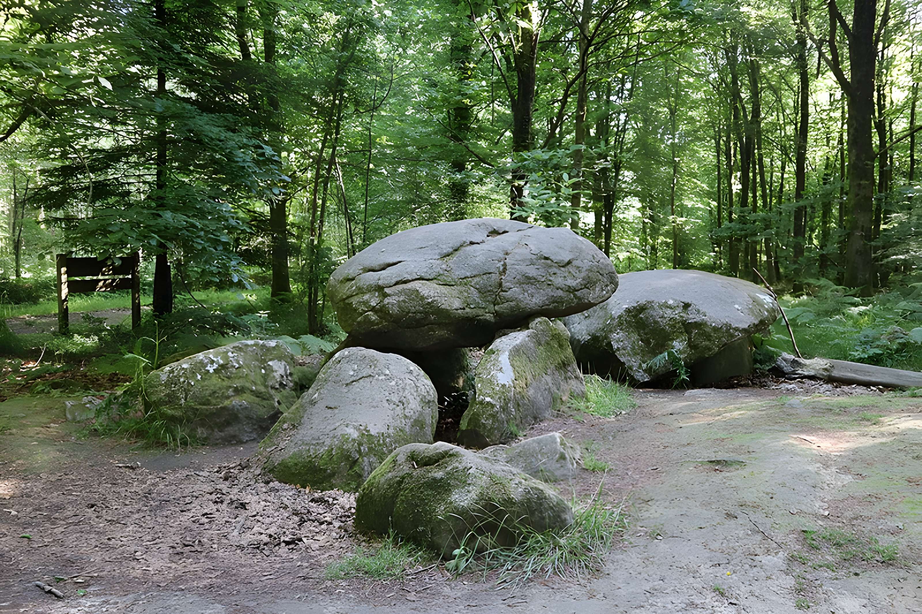 Pierre courcoulée de Landéan