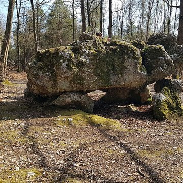 Dolmen dit La Pierre Courcoulée