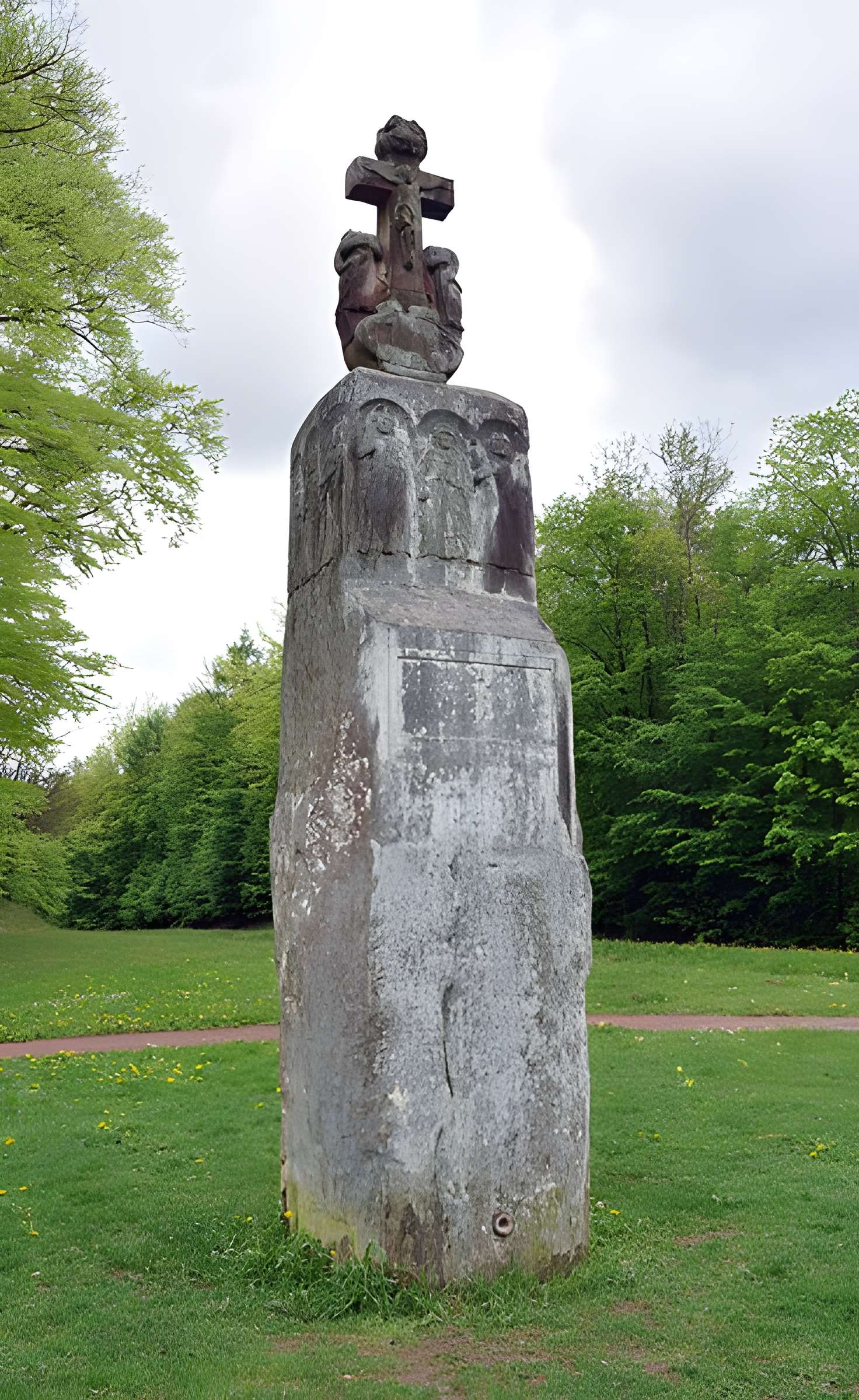 Pierre des douze Apôtres de Meisenthal 