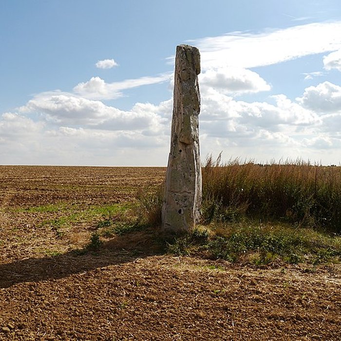 Photo de Pierre Droite de Milly-la-Forêt