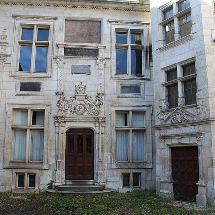 Photo de Hôtel dUzès à Tonnerre