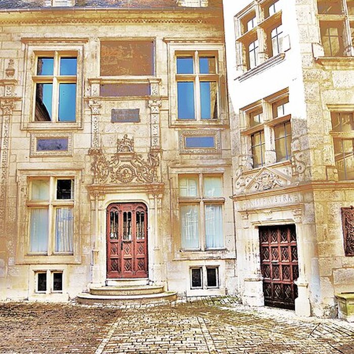 Photo de Hôtel dUzès à Tonnerre