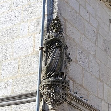 Hôtel dUzès à Tonnerre