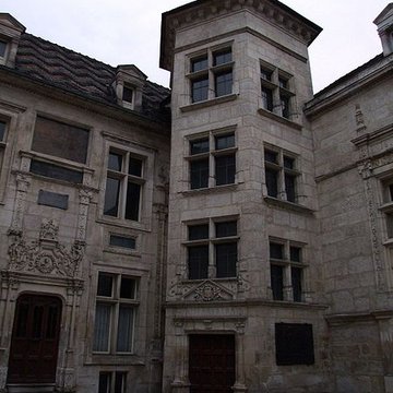 Hôtel dUzès à Tonnerre