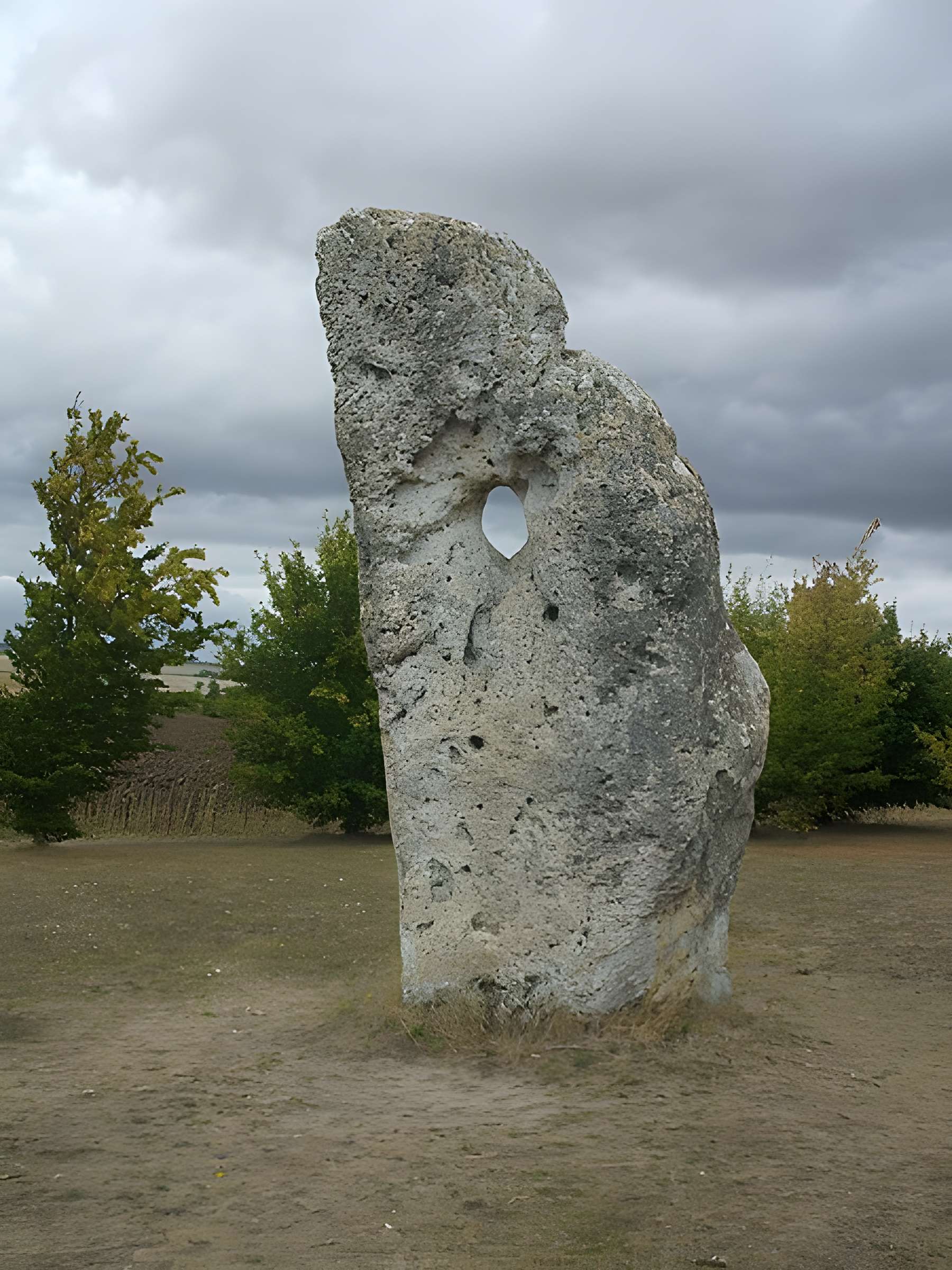 Pierre Percée de Draché