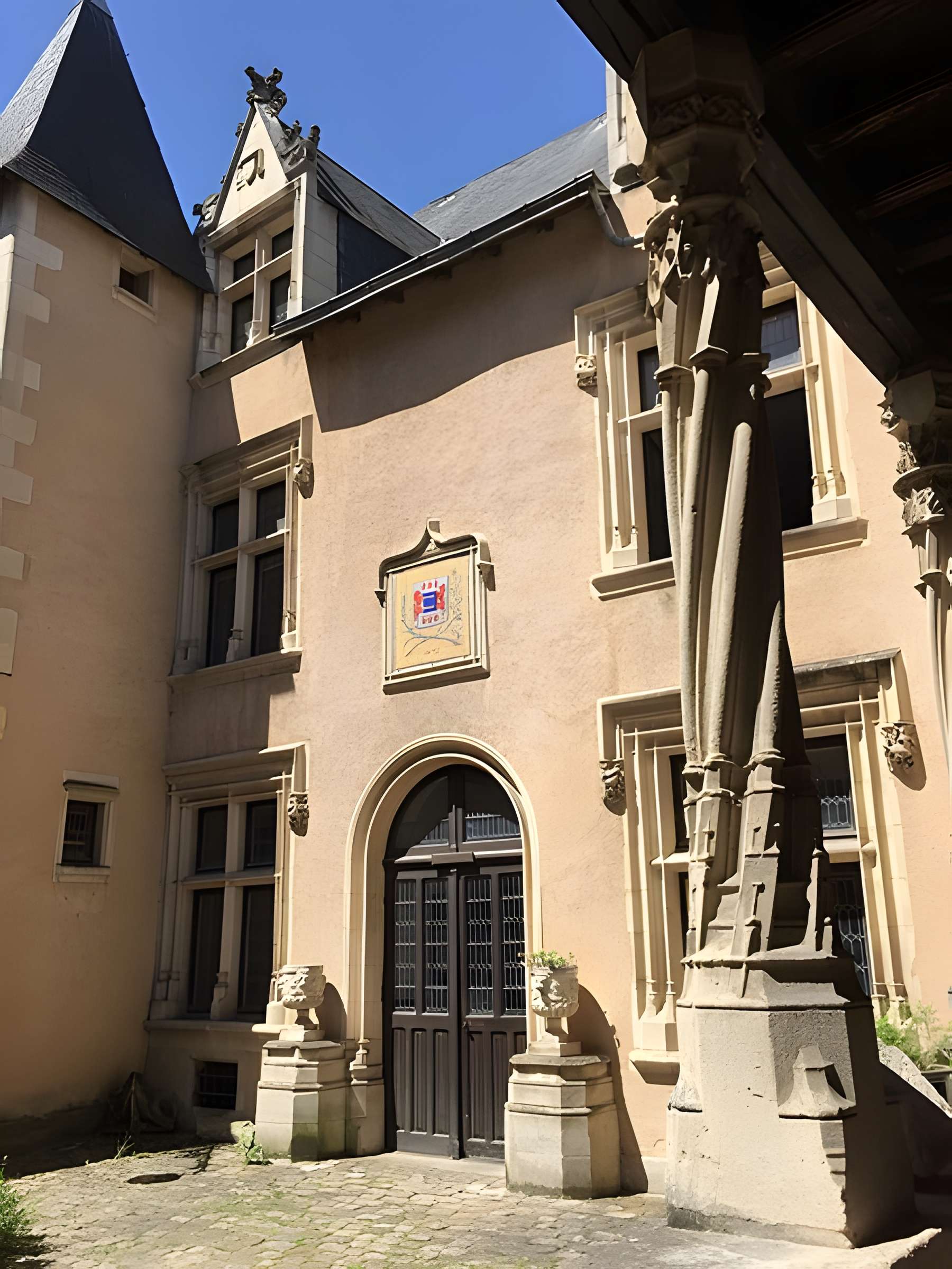 Hôtel Fumé à Poitiers