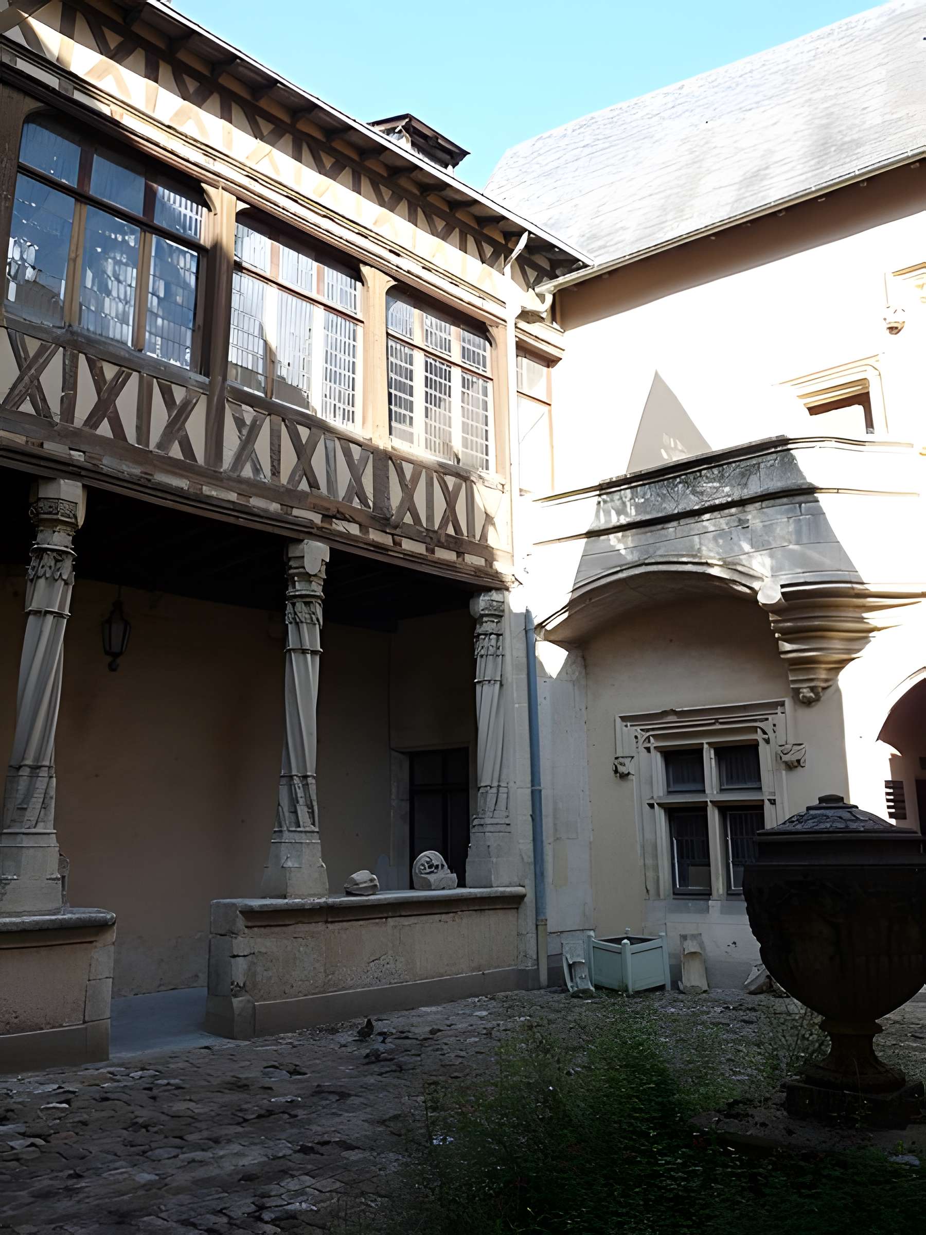 Hôtel Fumé à Poitiers