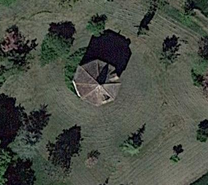 Pigeonnier des Poutéous à Pessoulens 