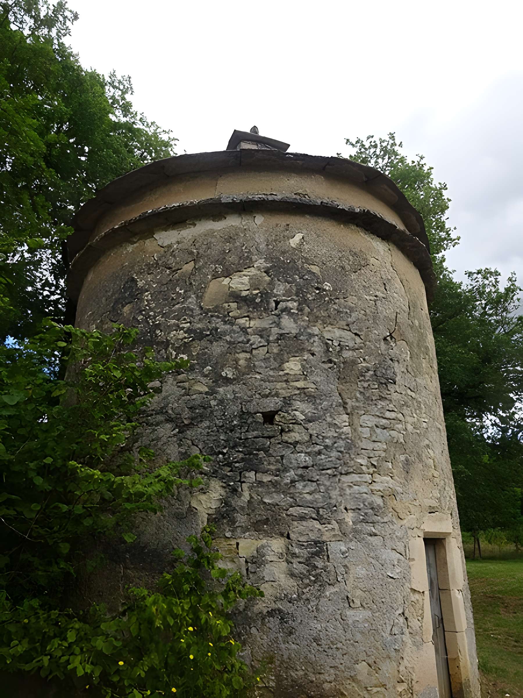 Pigeonnier du Foirail à Villeneuve 