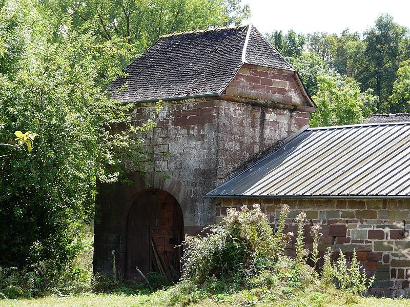 Photo de Pigeonnier-porche de Varetz