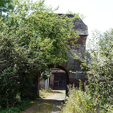 Pigeonnier-porche de Varetz