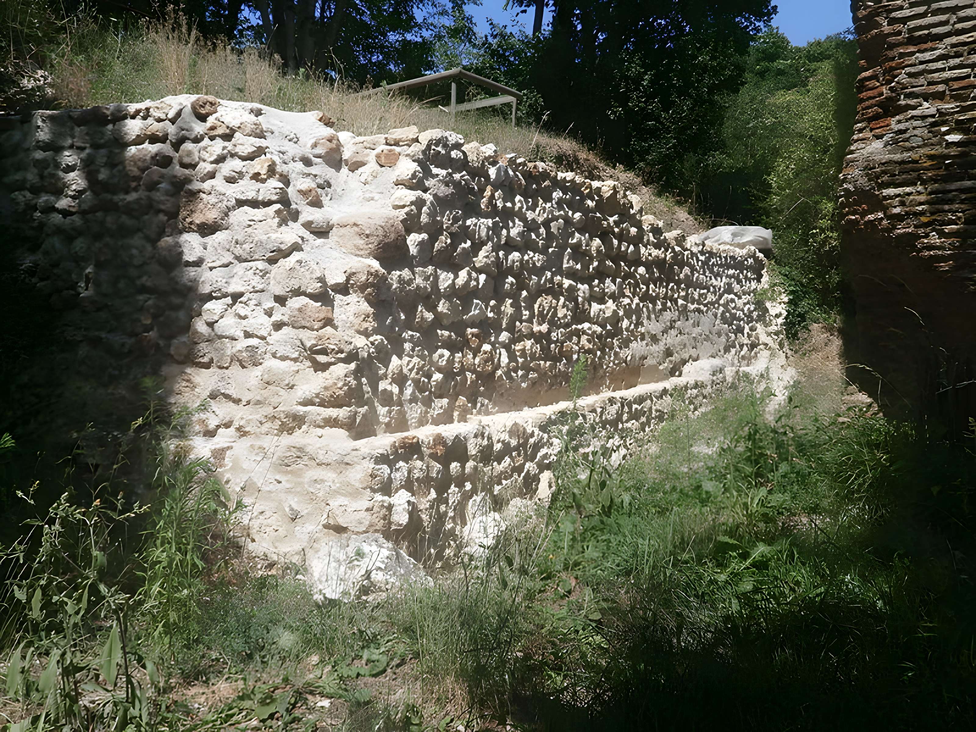 Pile romaine de Cinq-Mars-la-Pile
