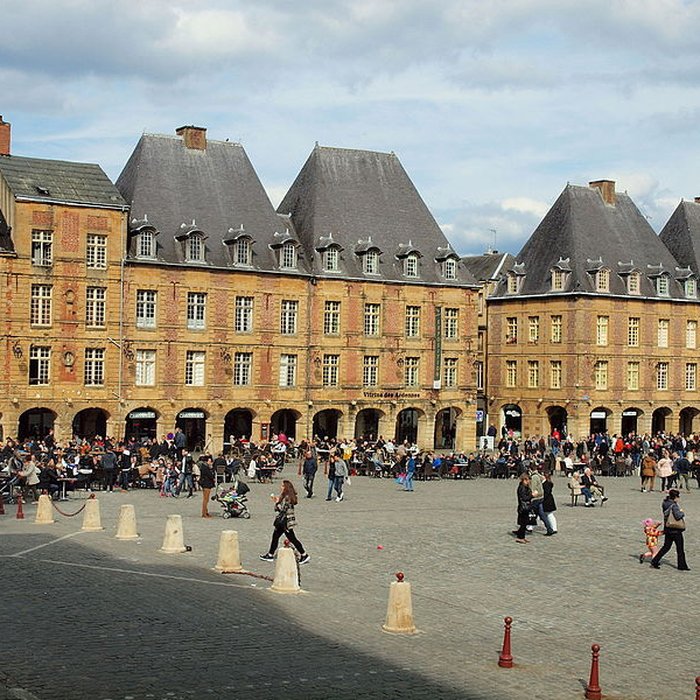 Photo de Place Ducale de Charleville-Mézières