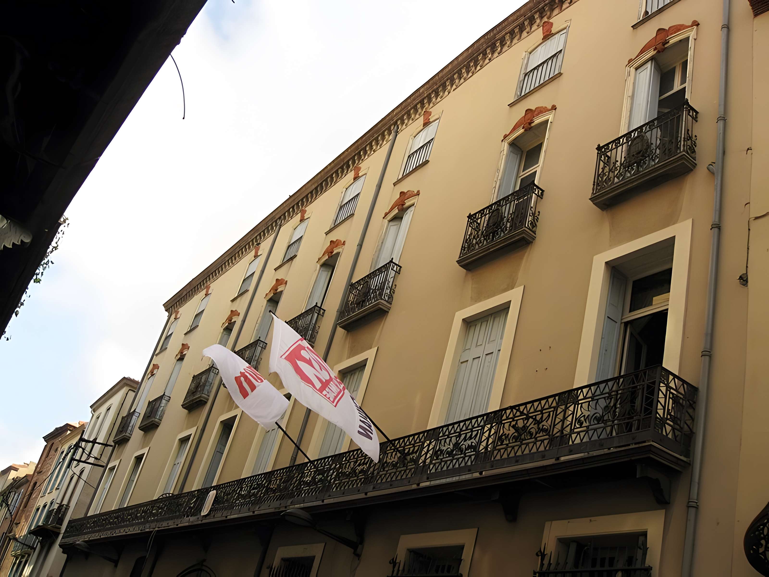 Hôtel Pams à Perpignan