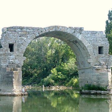 Pont Ambroix Via Domitia à Gallargues-le-Montueux