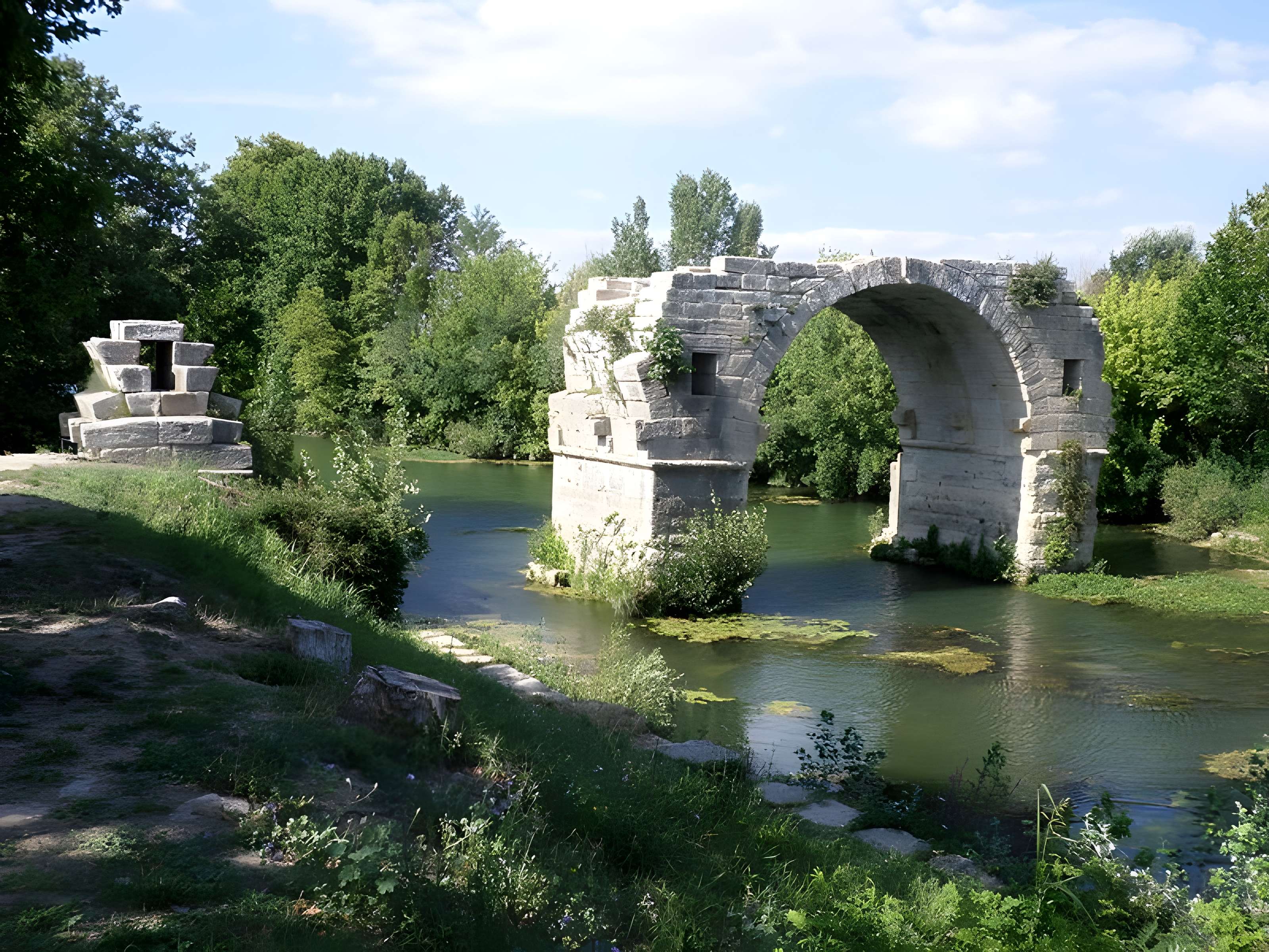 Pont Ambroix Via Domitia à Gallargues-le-Montueux 