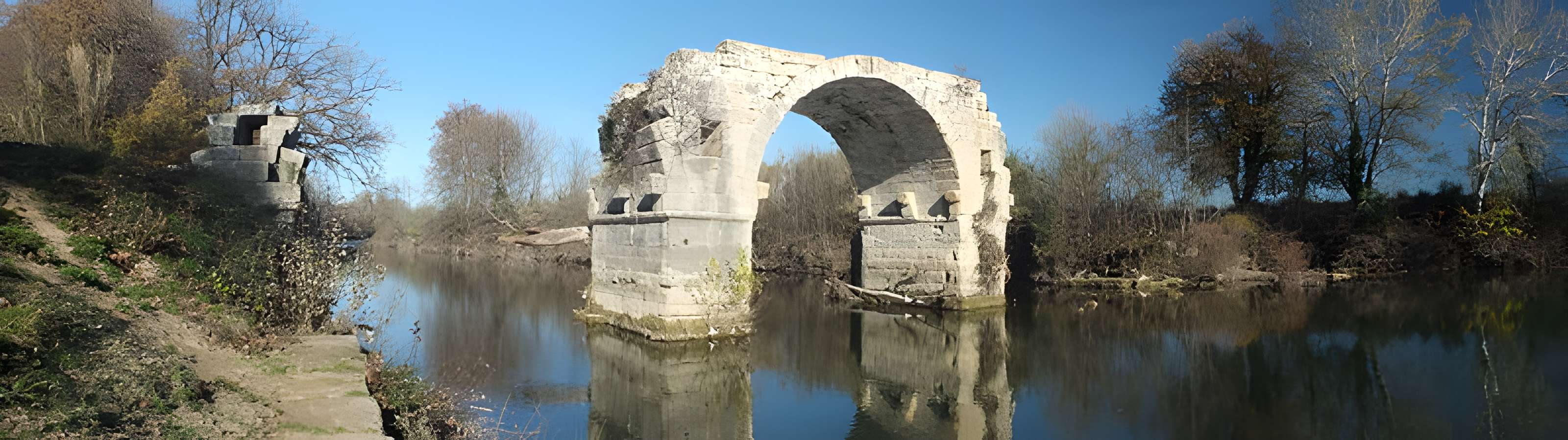 Pont Ambroix Via Domitia à Gallargues-le-Montueux