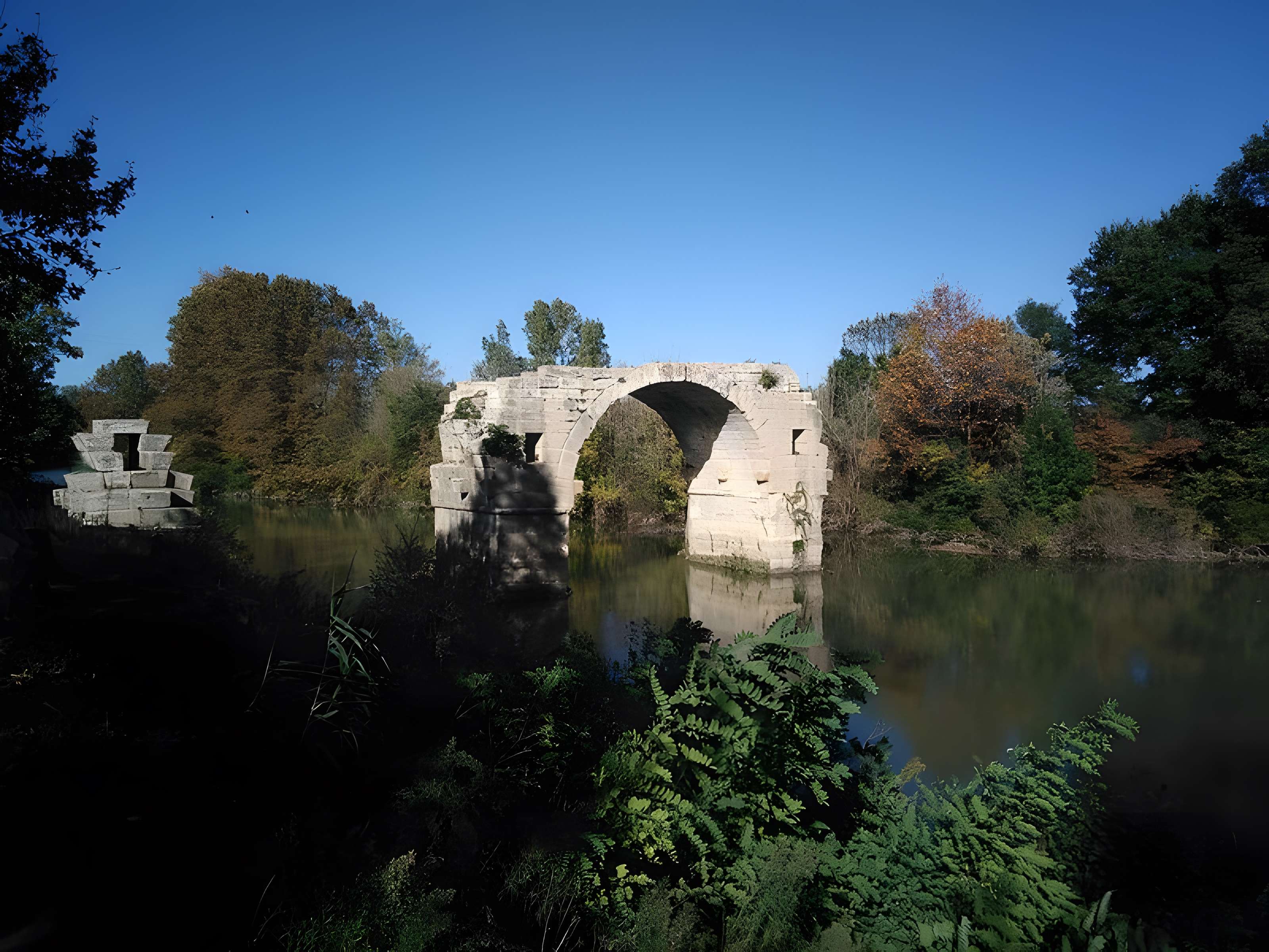 Pont Ambroix Via Domitia à Gallargues-le-Montueux