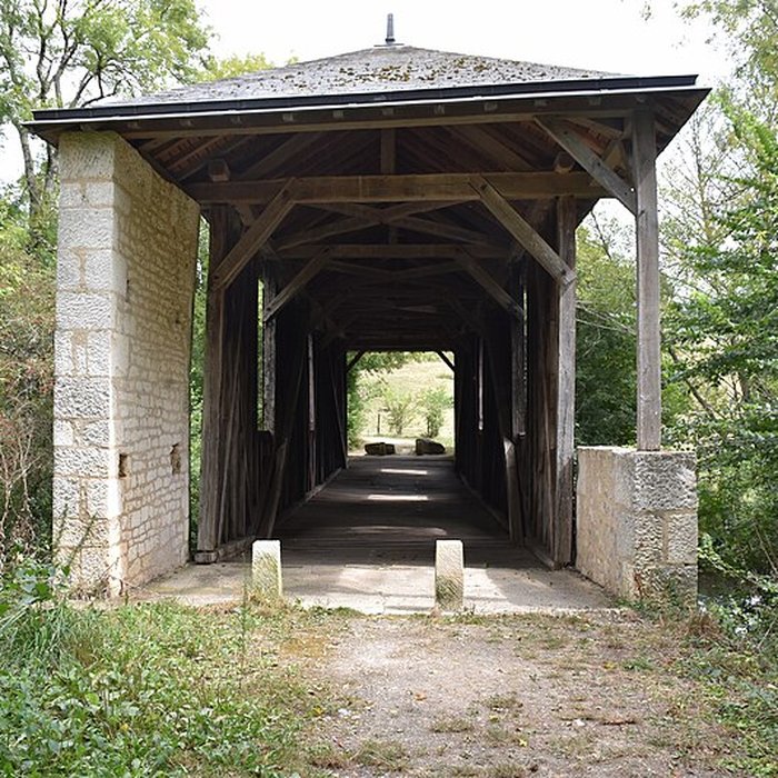 Photo de Pont couvert du Pont-Chrétien-Chabenet