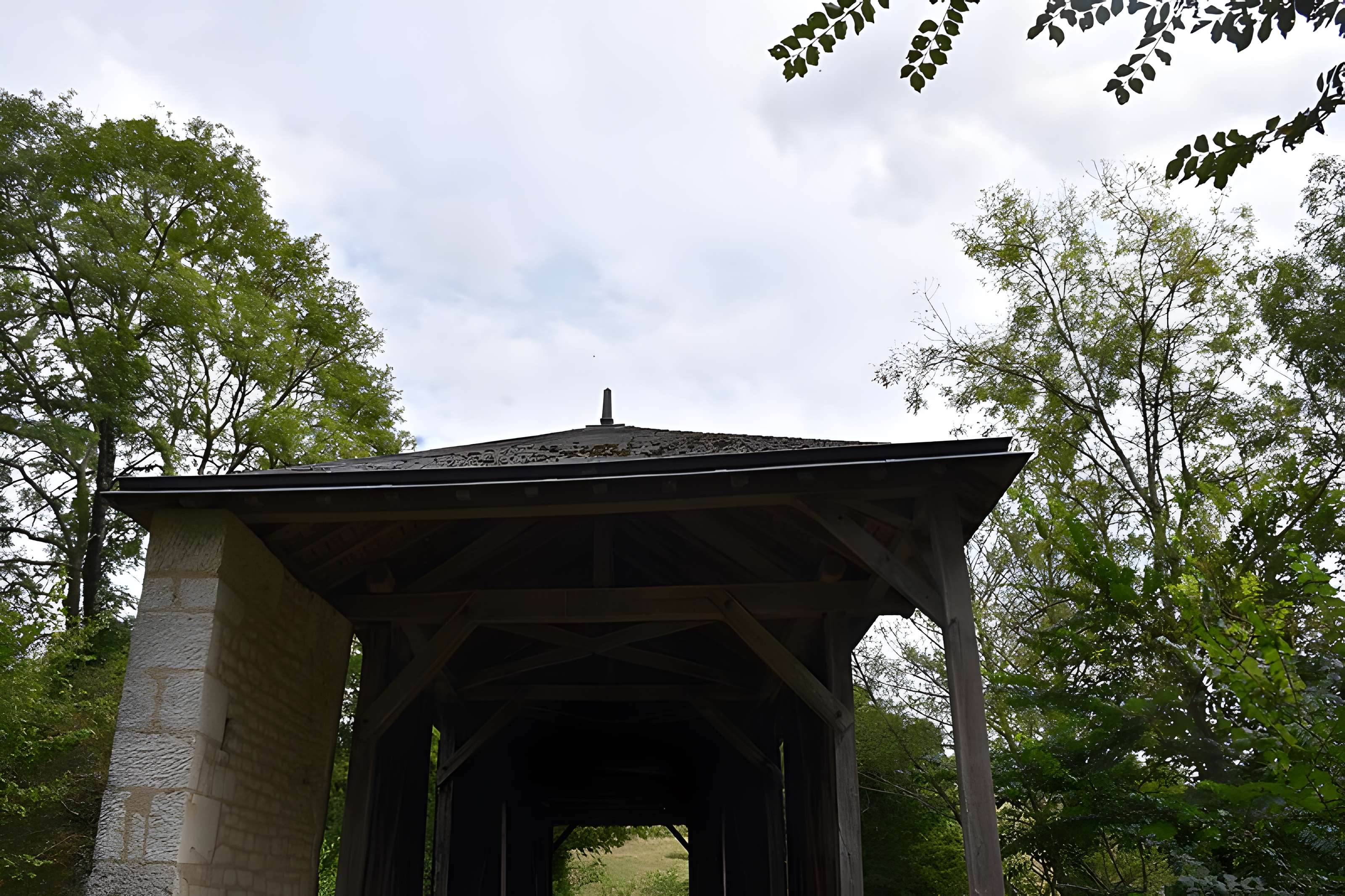 Pont couvert du Pont-Chrétien-Chabenet