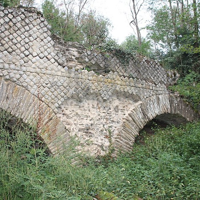 Photo de Pont-aqueduc dit le Pont de Jurieux vestiges