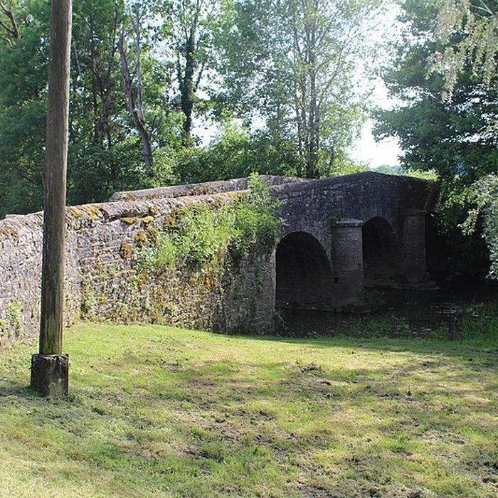 Photo de Pont de la Raie des Moutelles à Crissey