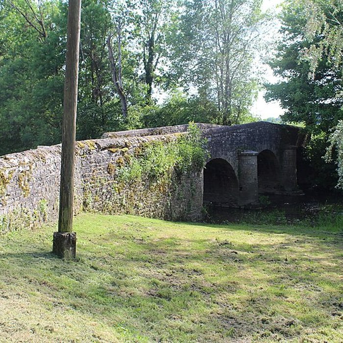 Photo de Pont de la Raie des Moutelles à Crissey