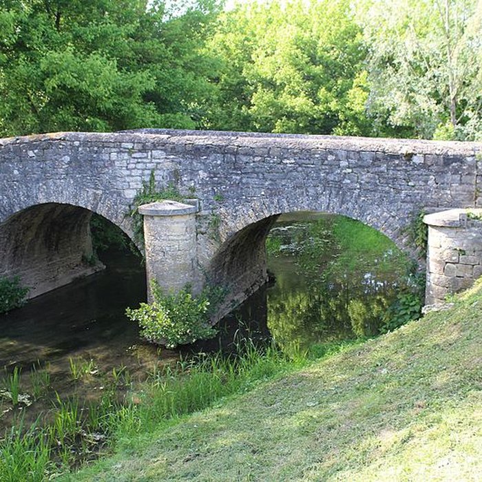 Photo de Pont de la Raie des Moutelles à Crissey