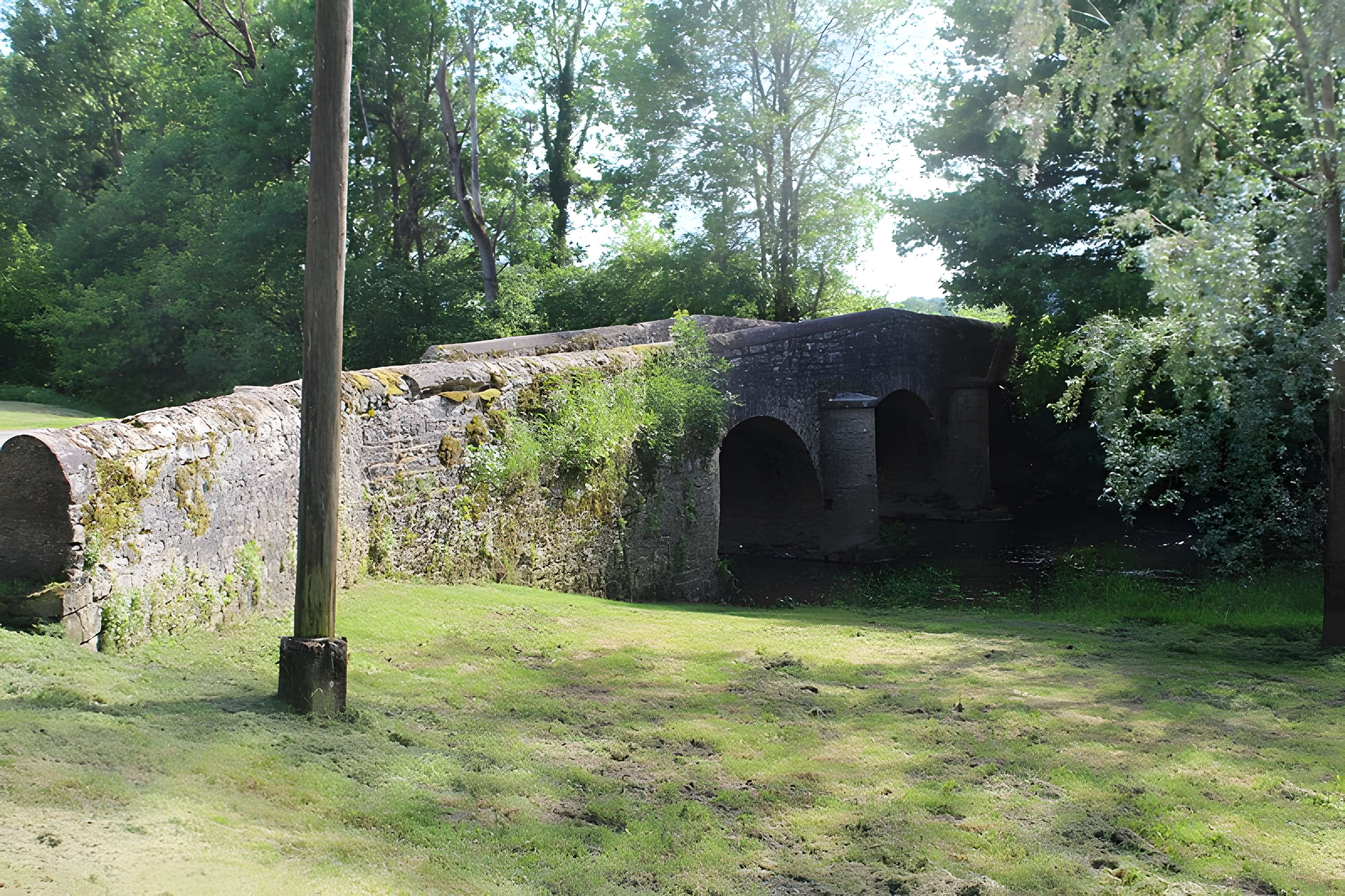 Pont de la Raie des Moutelles à Crissey