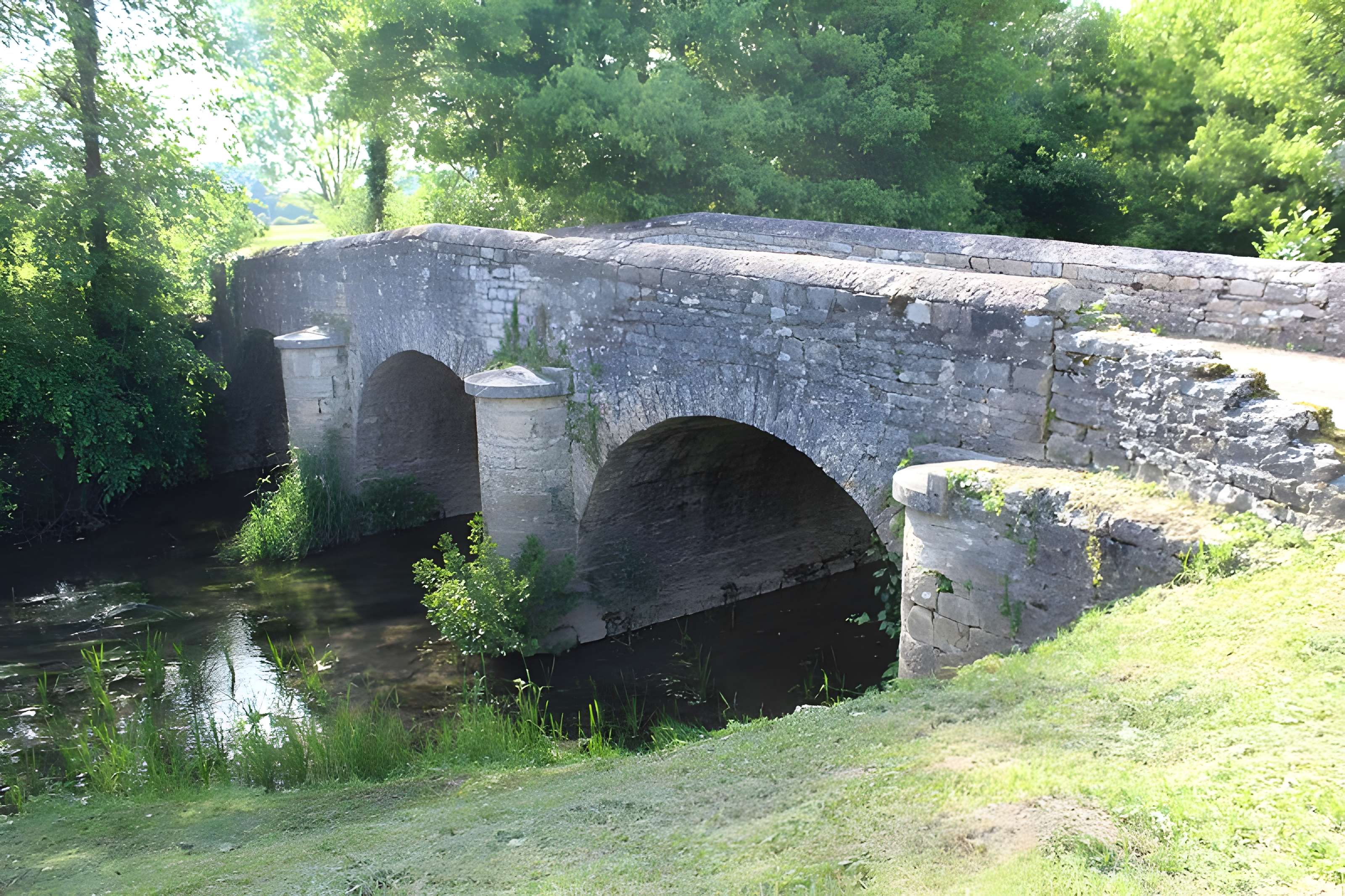 Pont de la Raie des Moutelles à Crissey