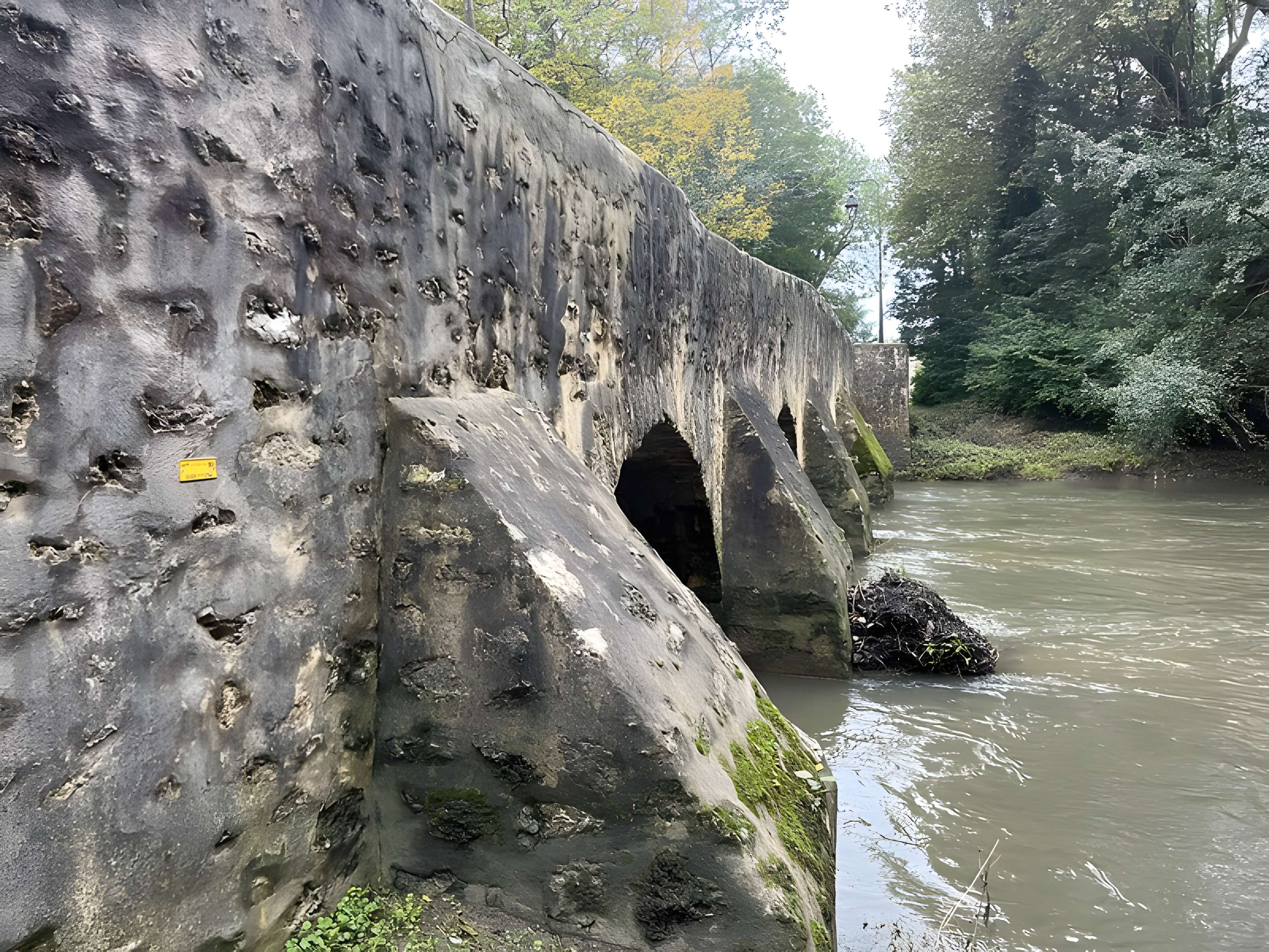 Pont de la Reine Blanche à Boussy-Saint-Antoine