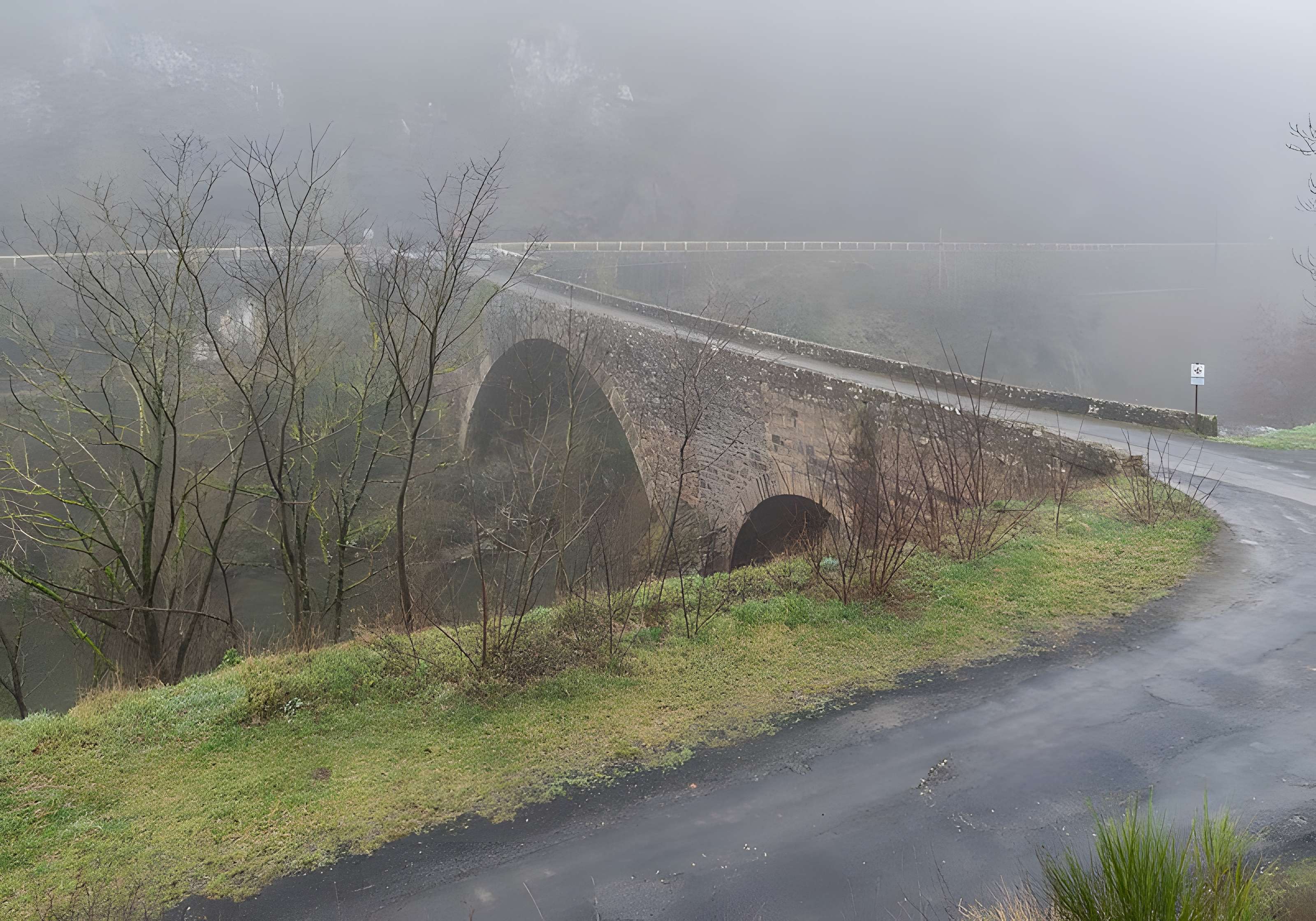 Pont de Montferrand à Banassac