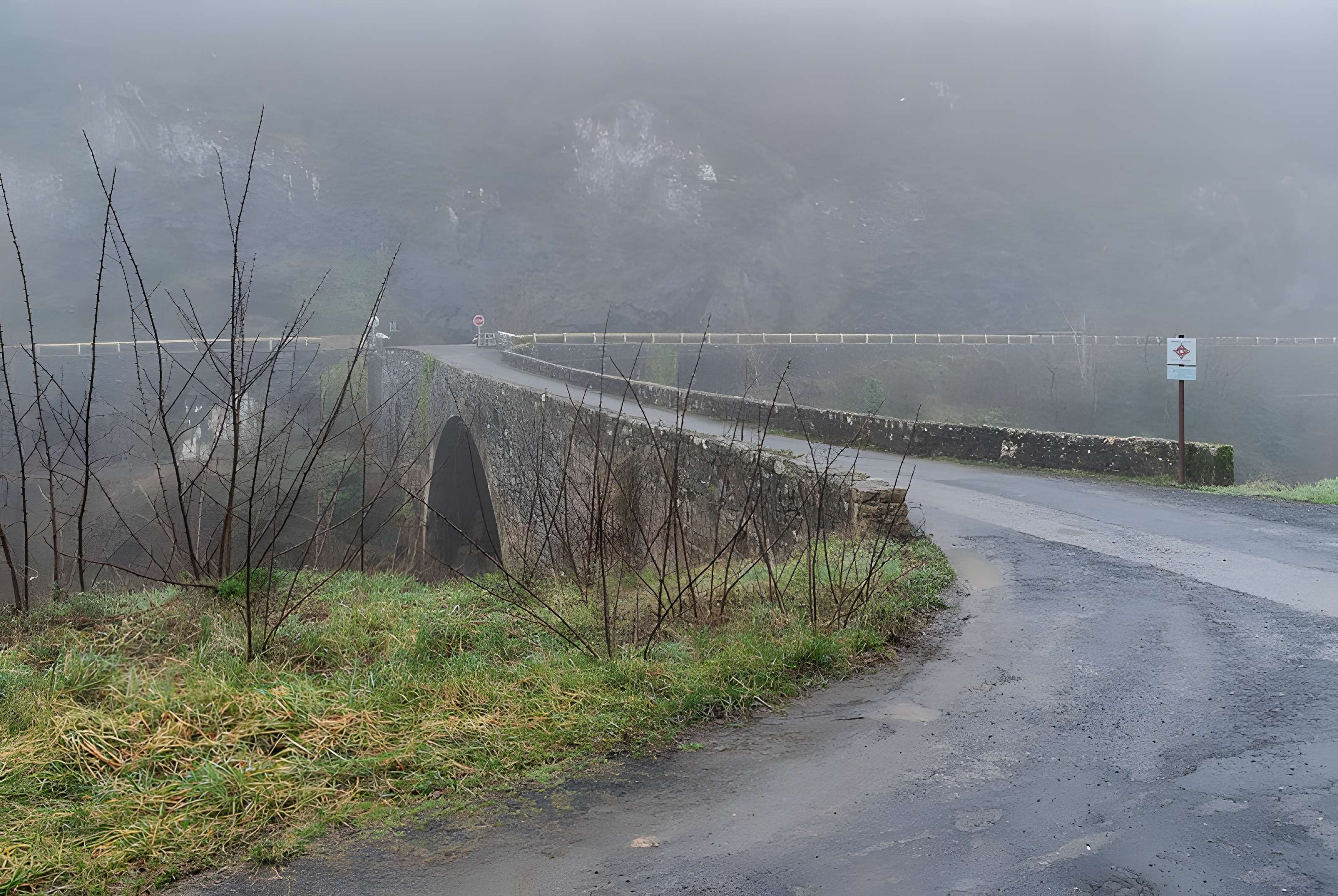 Pont de Montferrand à Banassac