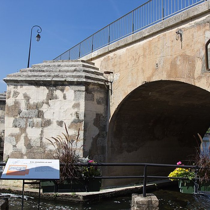 Photo de Pont de Moret à Moret-sur-Loing