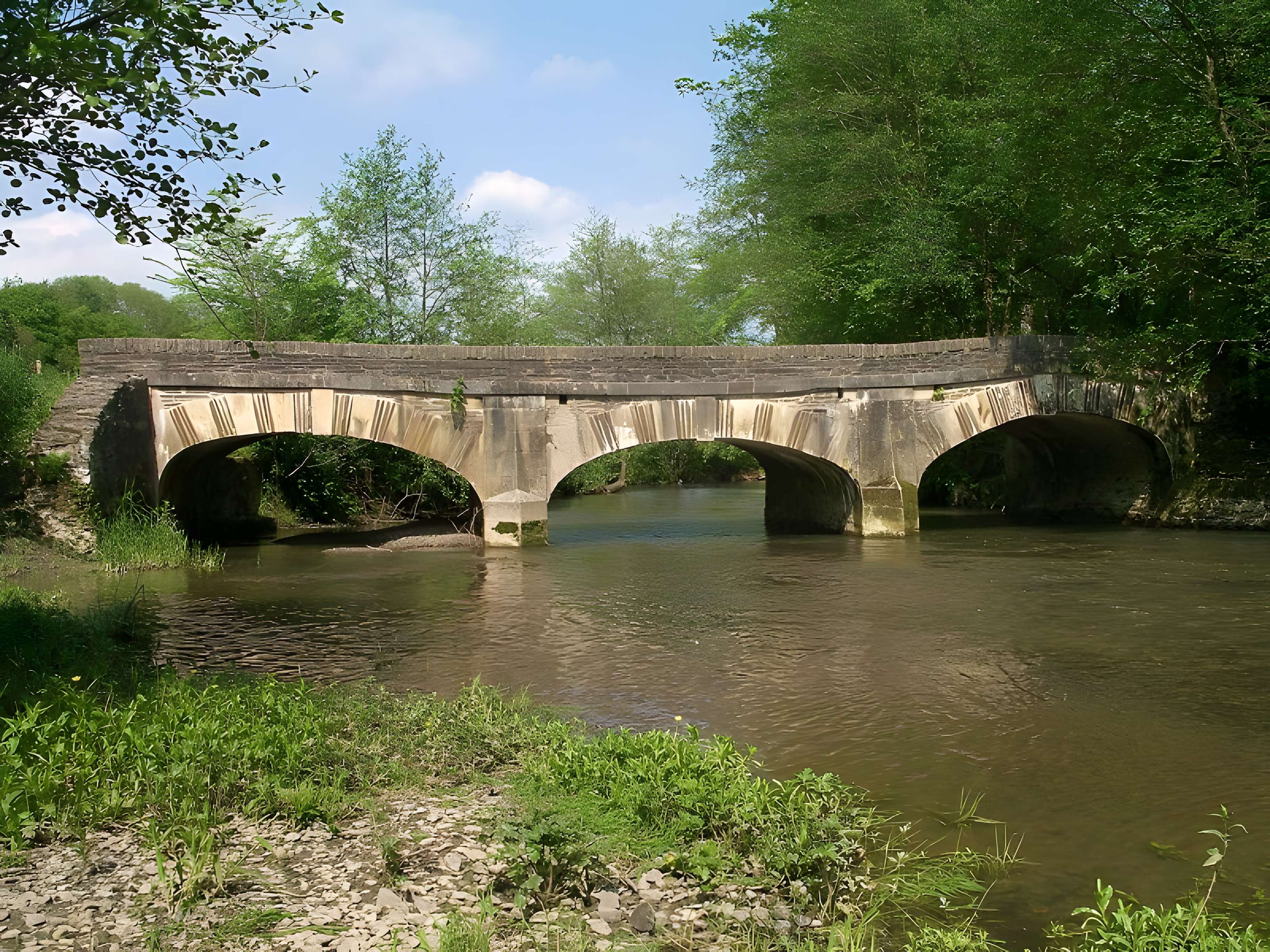 Pont de Sully à Castillon 