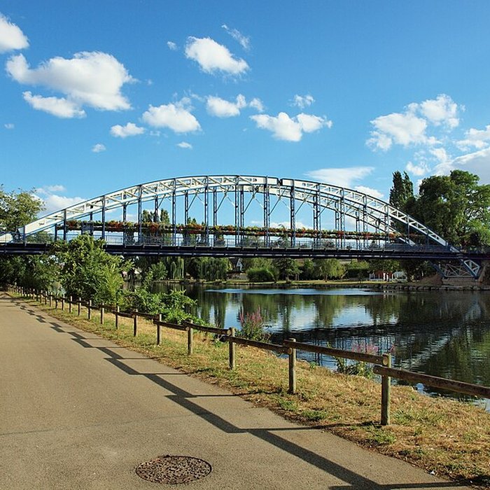 Photo de Pont Eiffel de Monéteau