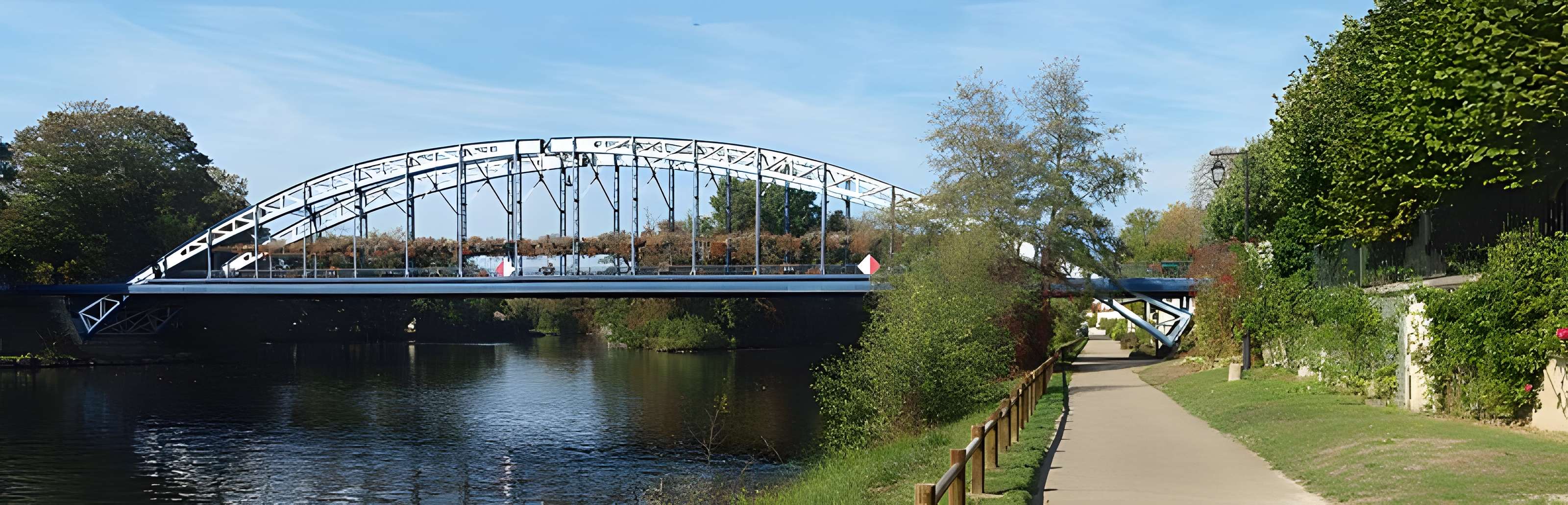 Pont Eiffel de Monéteau