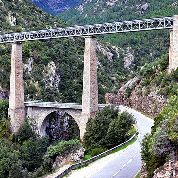 Photo de Viaduc sur le Vecchio ou pont Eiffel également sur commune de Vivario