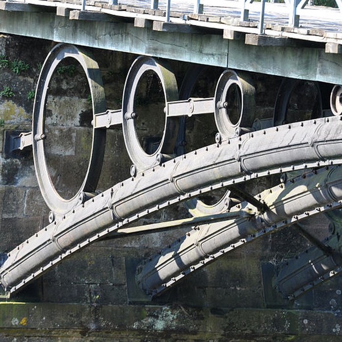 Photo de Pont métallique sur la rivière La Lanterne également sur commune de Bourguignon-lès-Conflans