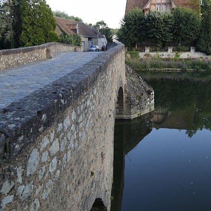 Photo de Pont romain de Beaumont-sur-Sarthe