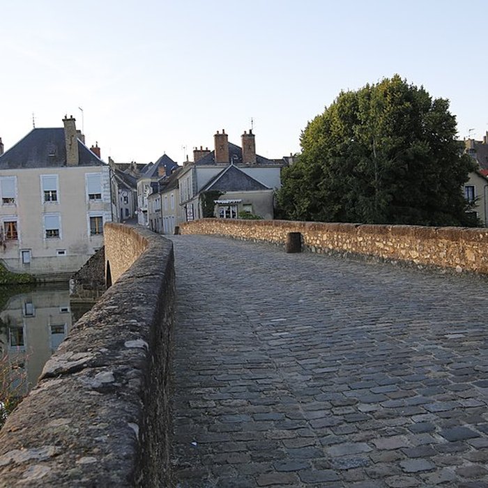 Photo de Pont romain de Beaumont-sur-Sarthe