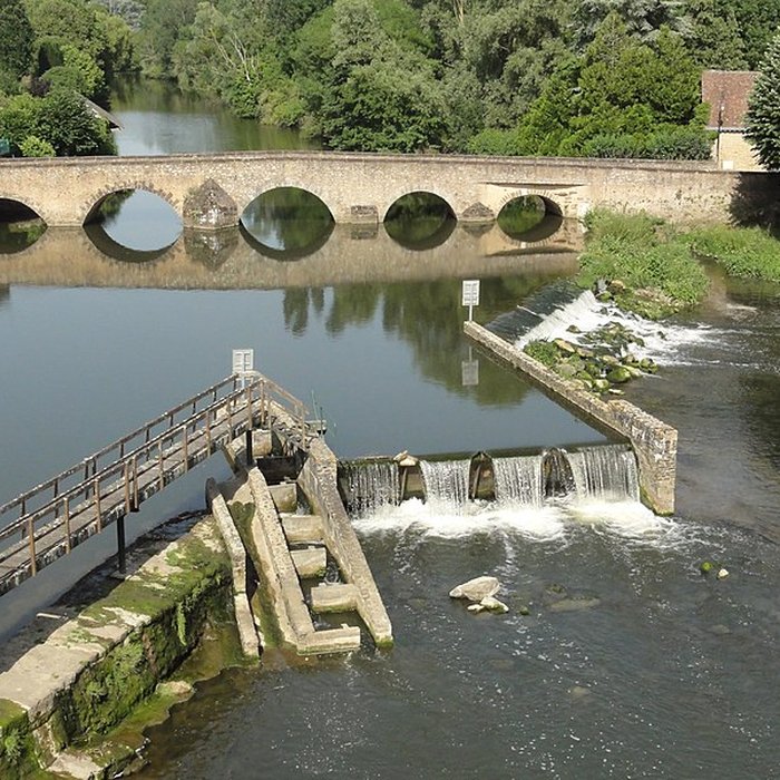 Photo de Pont romain de Beaumont-sur-Sarthe