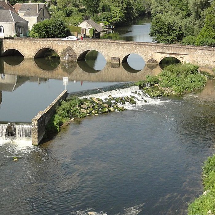 Photo de Pont romain de Beaumont-sur-Sarthe