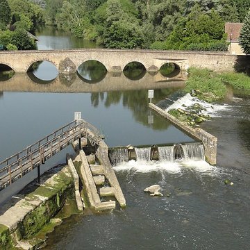Pont romain de Beaumont-sur-Sarthe