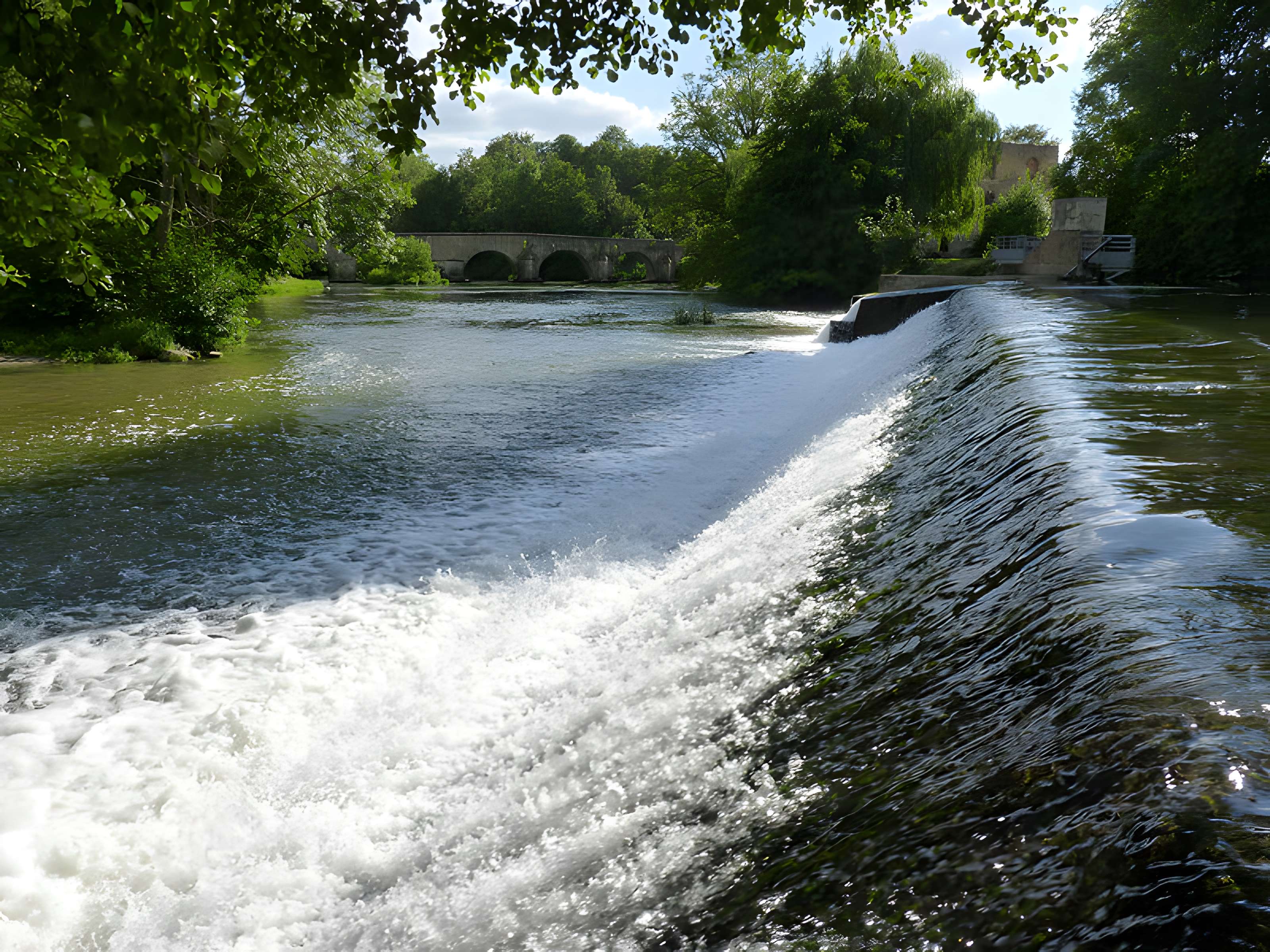 Pont romain de Montfort-le-Gesnois