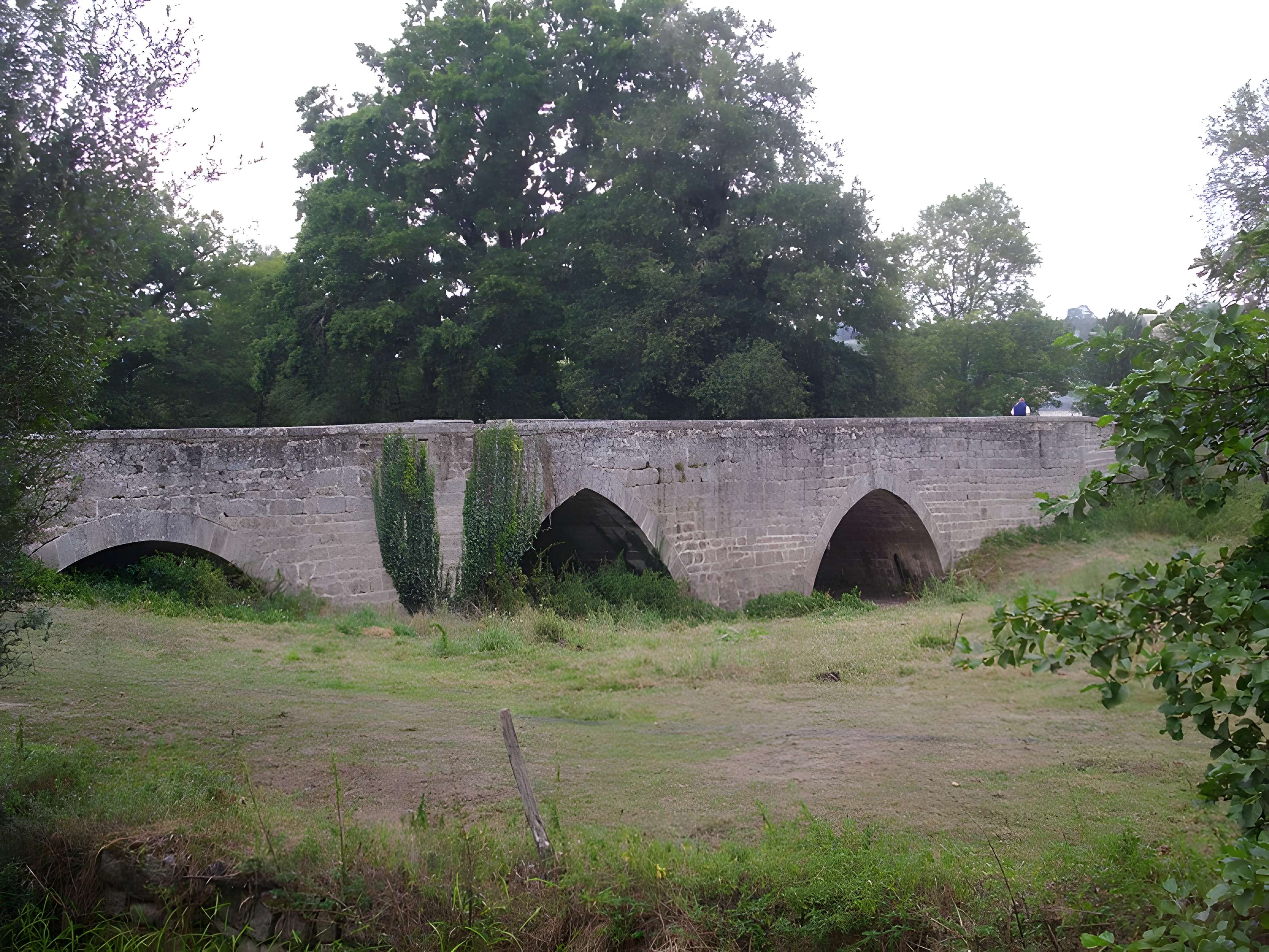 Pont romain de Moutier-d'Ahun