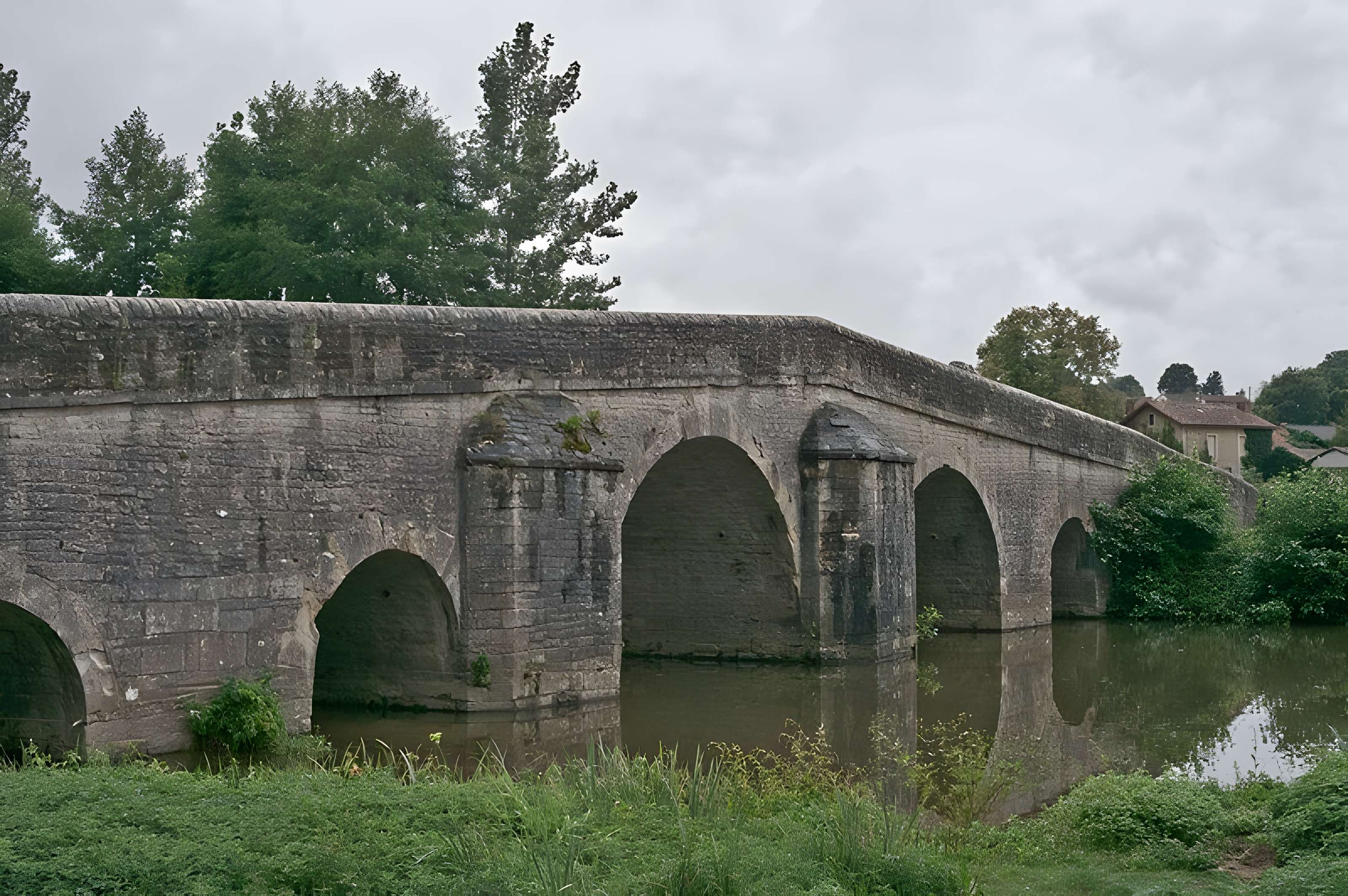 Pont sur la Charente à Chatain 