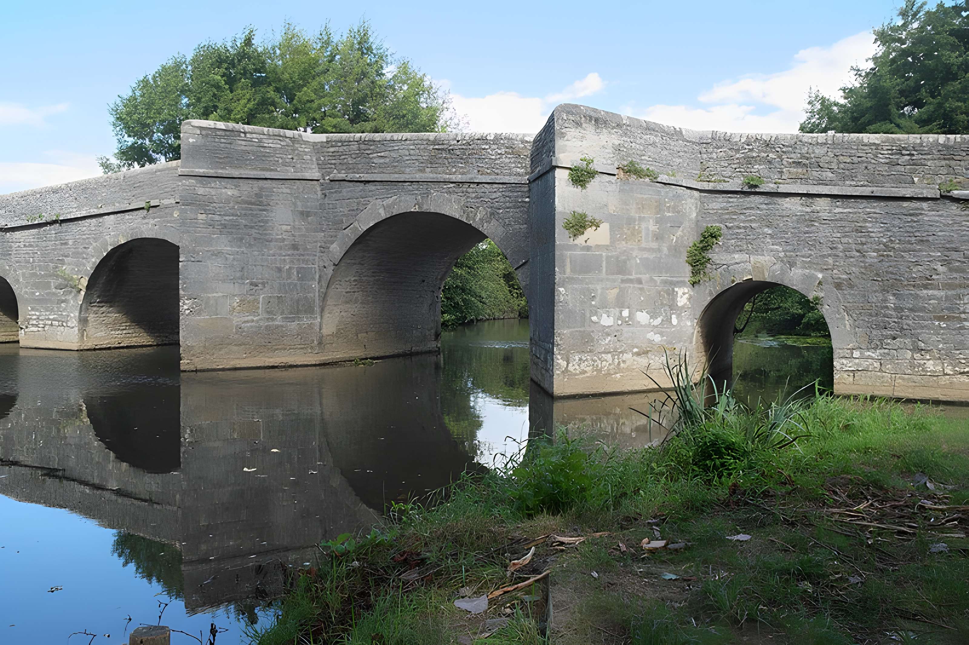 Pont sur la Charente à Chatain
