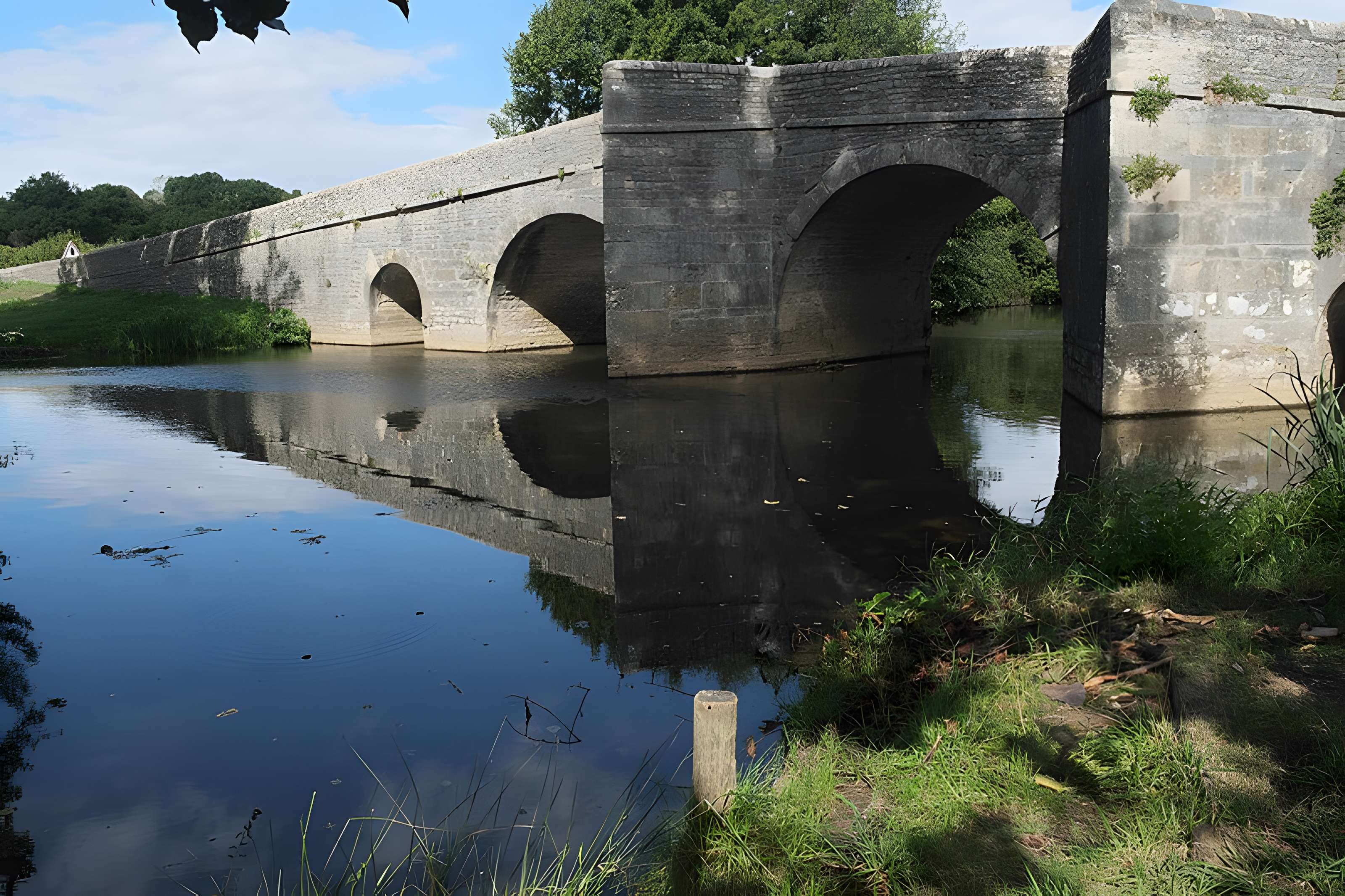 Pont sur la Charente à Chatain