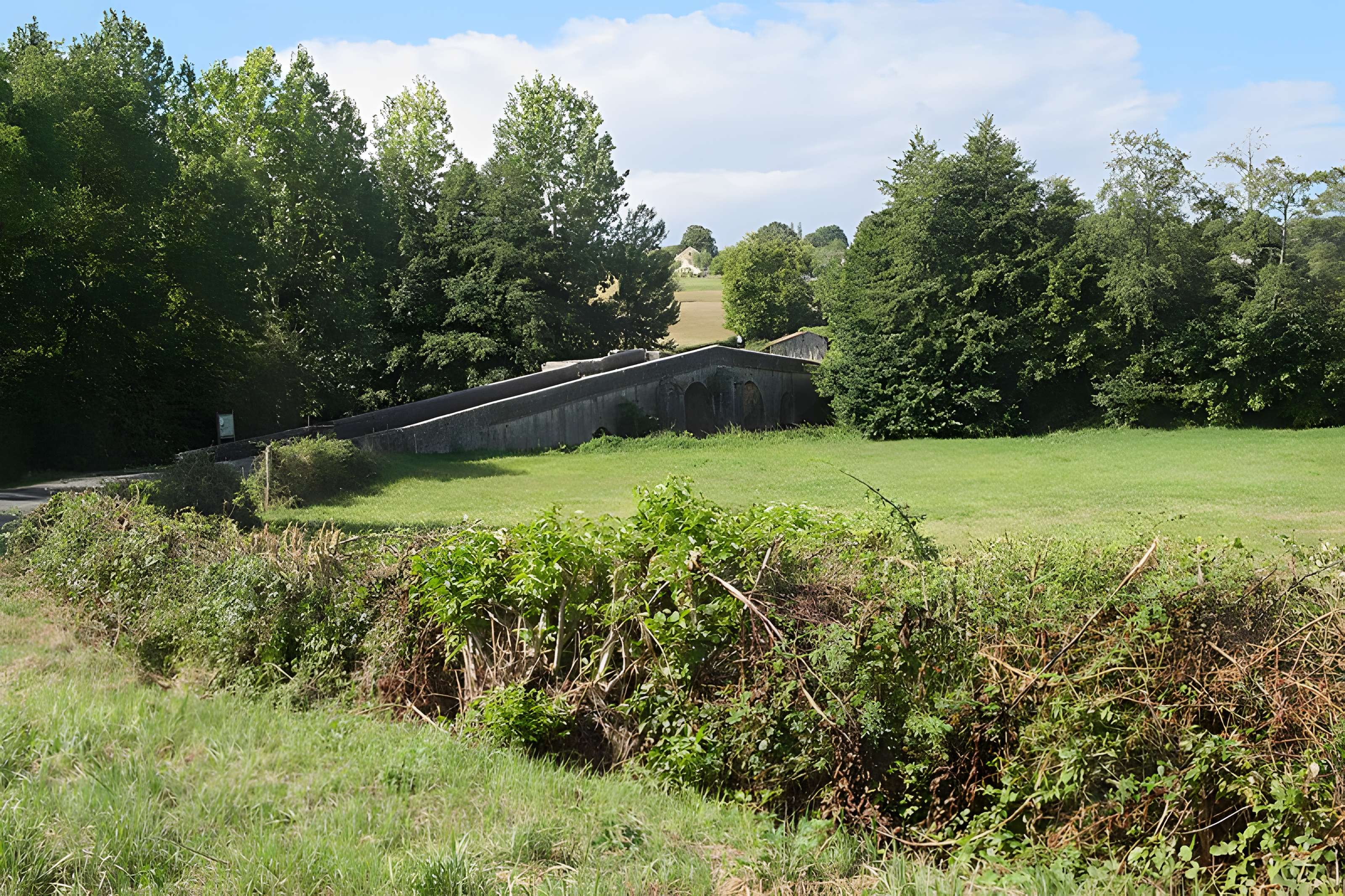 Pont sur la Charente à Chatain